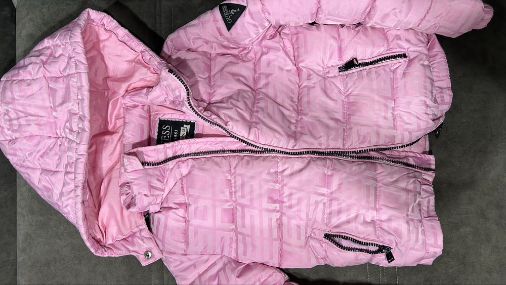 Зимно яке за момиче Guess