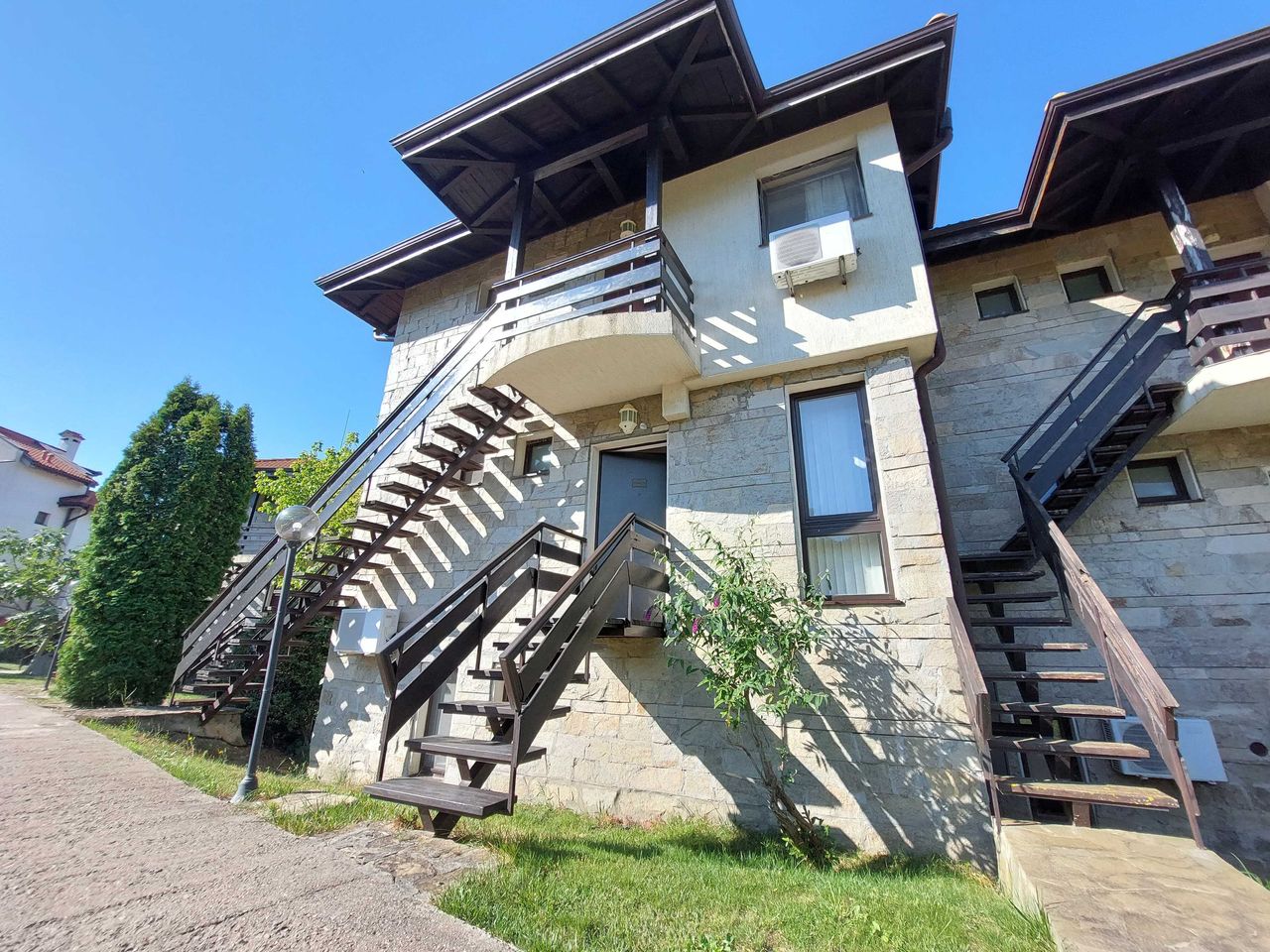 Продава се Къща в к.к. Слънчев бряг - 132 кв.м за 1054 €/кв.м - Снимка #21