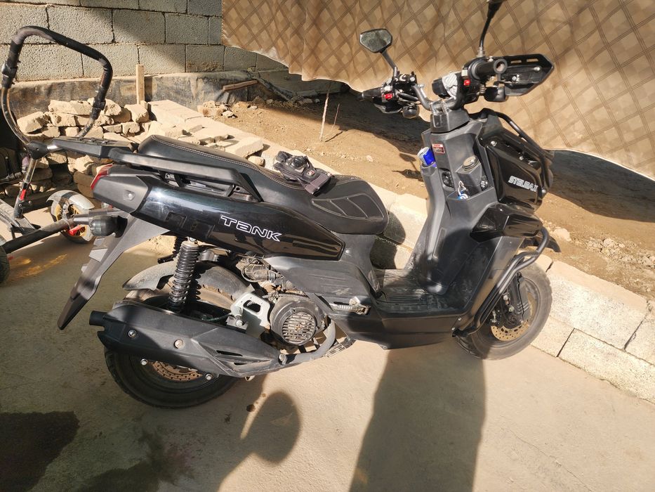 Skuter Tank 2000 yurgan