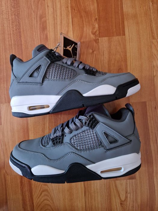 Adidași Jordan patru