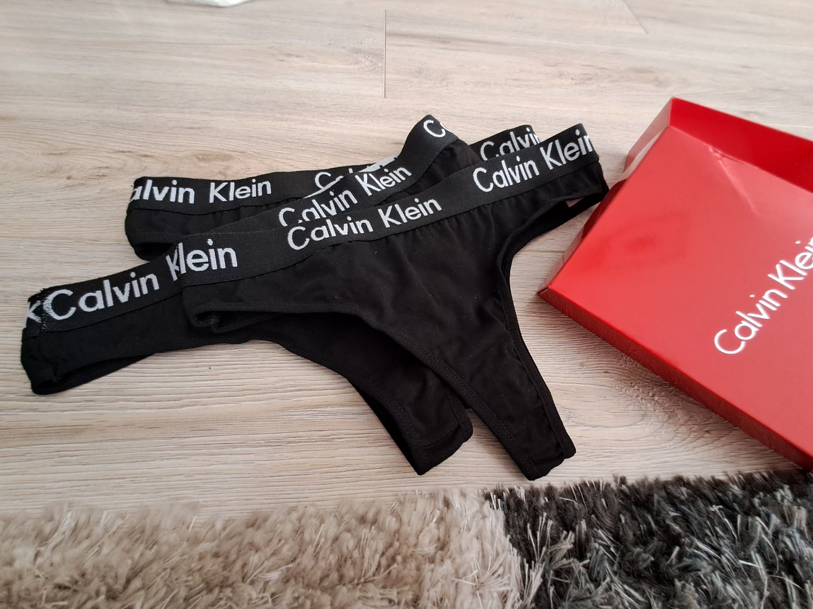 Дамски бельо Calvin Klein