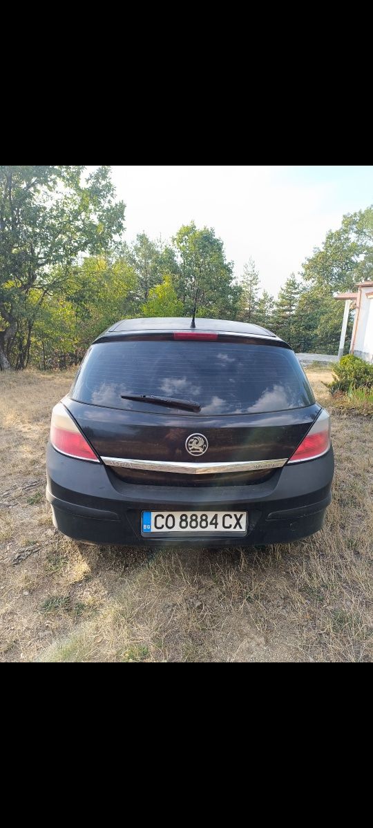Опел Астра H 1.6 105кн.