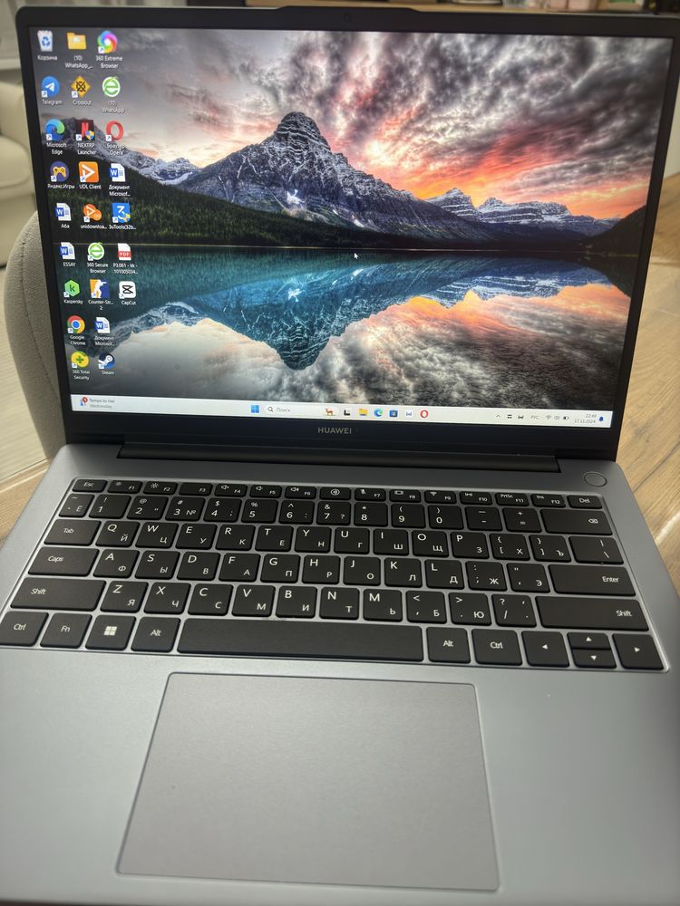Huawei Matebook.