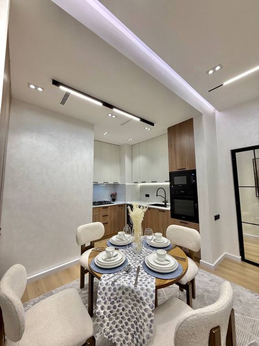 Срочно продается 3хком в центре Яккасарай