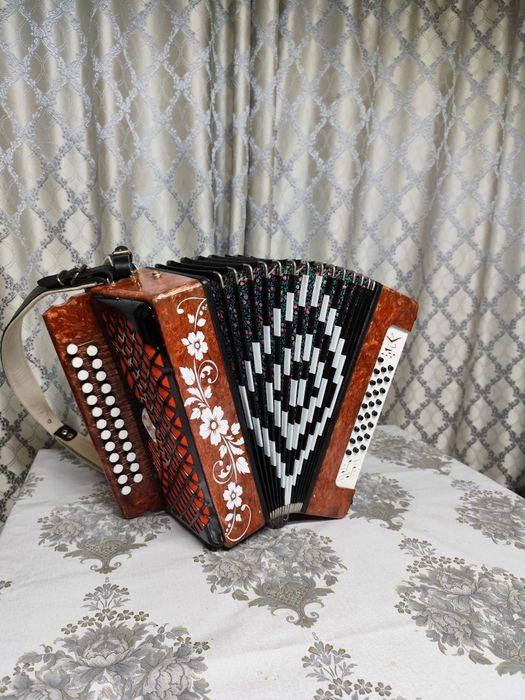 Гармонь Шуйская Чайка