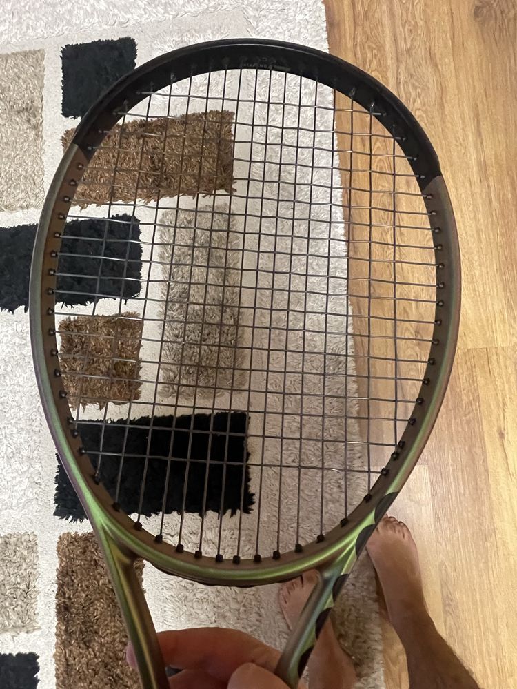 Wilson Blade v8