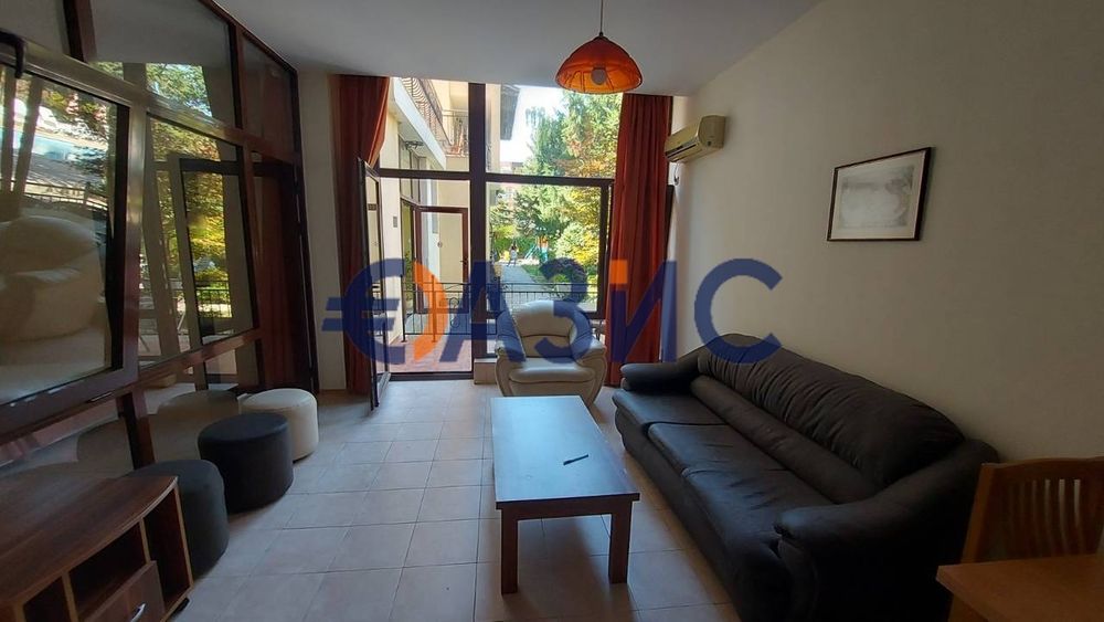 Продава се Двустаен апартамент в к.к. Слънчев бряг - 51 кв.м за 1236 €/кв.м - Снимка #5