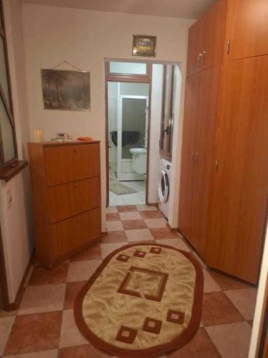 Închiriez apartament 2 camere