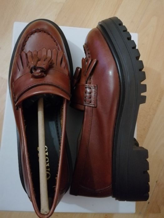 Pantofi dama marimea 38 piele maro noi