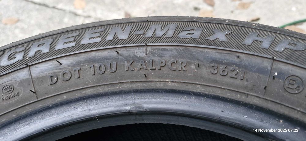 Vand 4 anvelope de vara 165/70R14