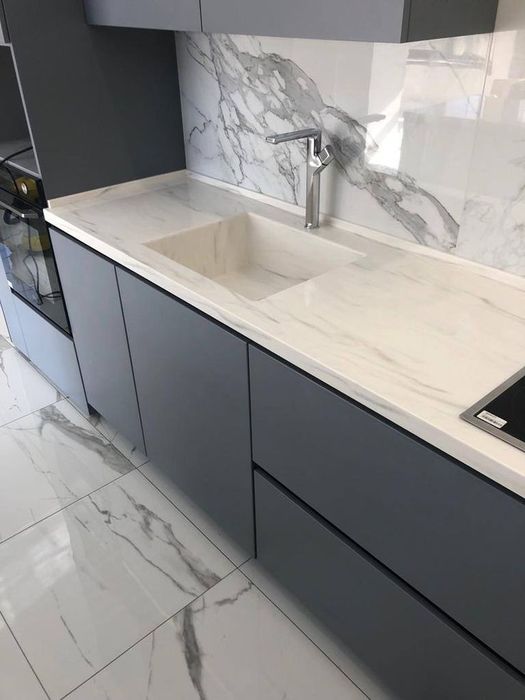 Изготовления с акрилого камня любой сложности