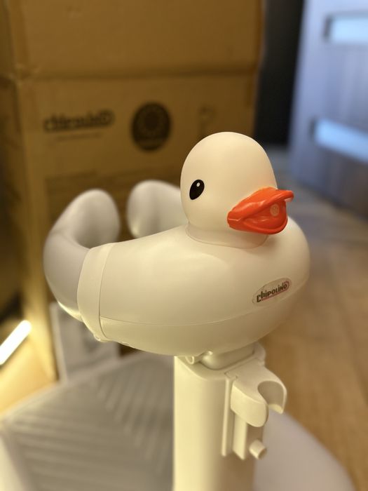 Chipolino-Помощна стойка за къпане ,,Пате”