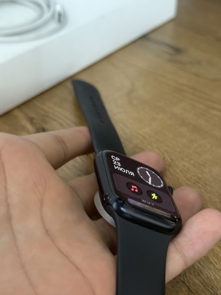 Apple watch 8 45mm midnight