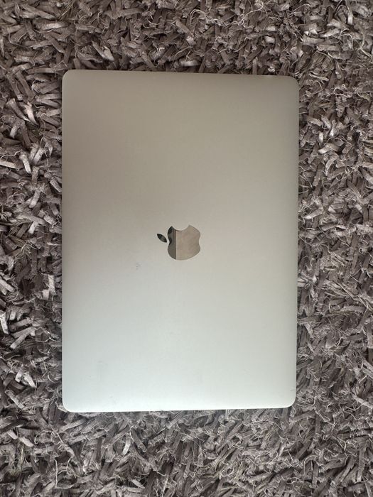 Macbook Pro 13 impecabil a1708 500GB 16GB RAM