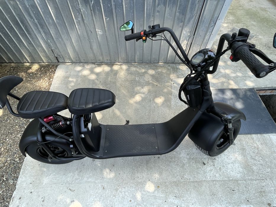 Scuter eletric fara parmis