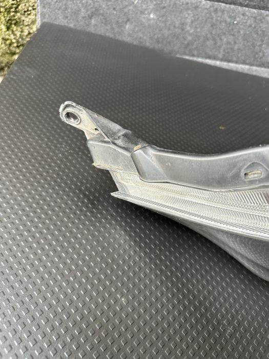 Десен фар за Нисан Джук 10г-15г