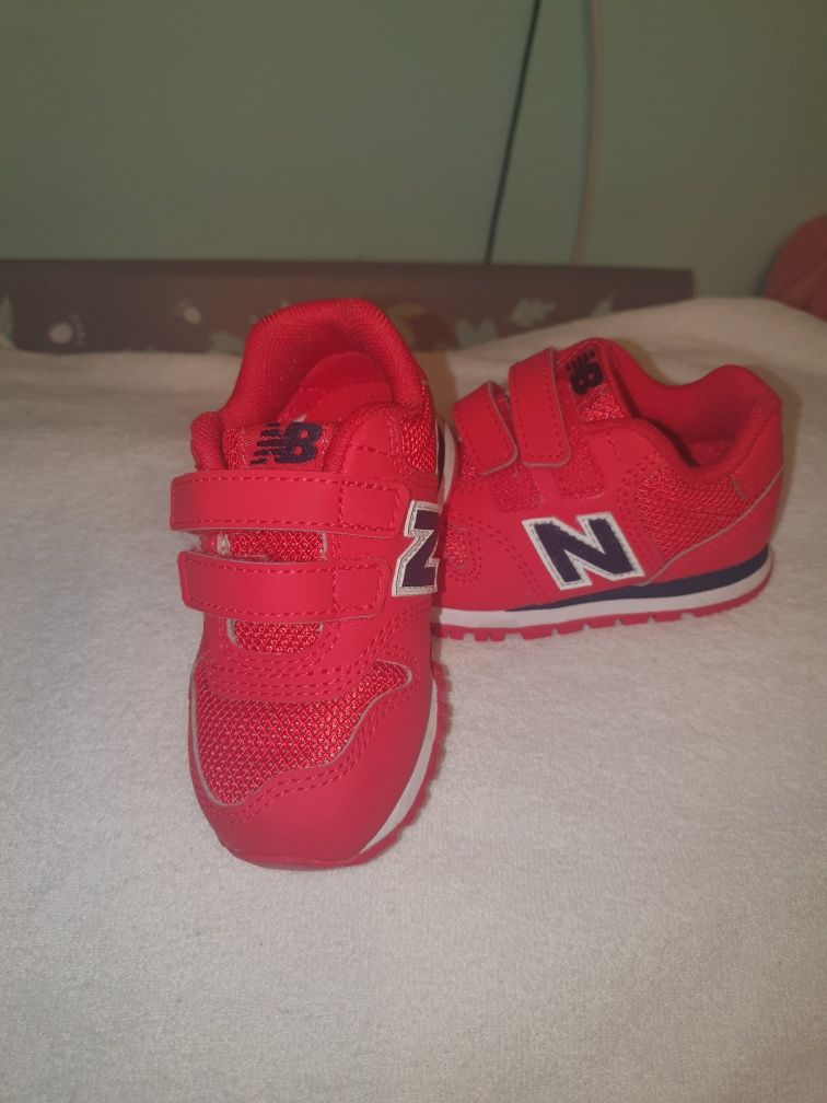 Adidași copii de vânzare
