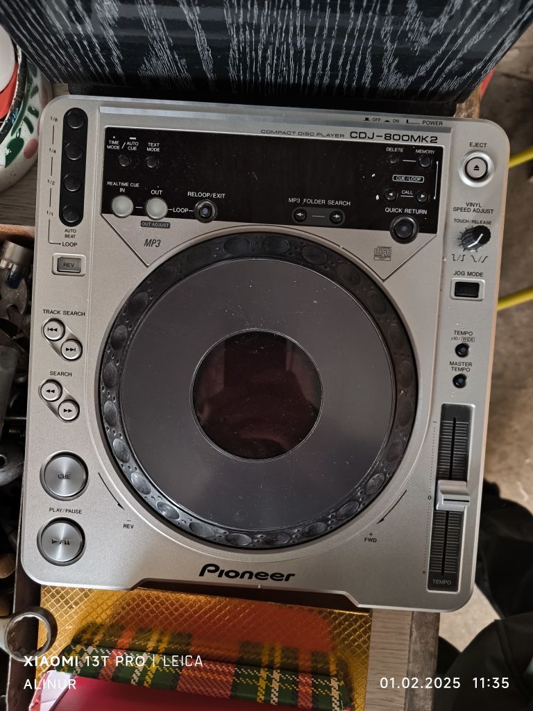 Pioneer CDJ 800MK2