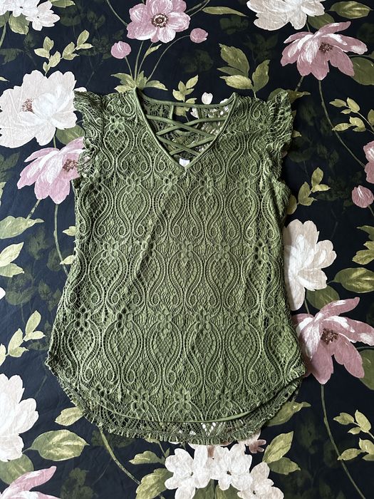 Bluza kaki potrivita pentru S