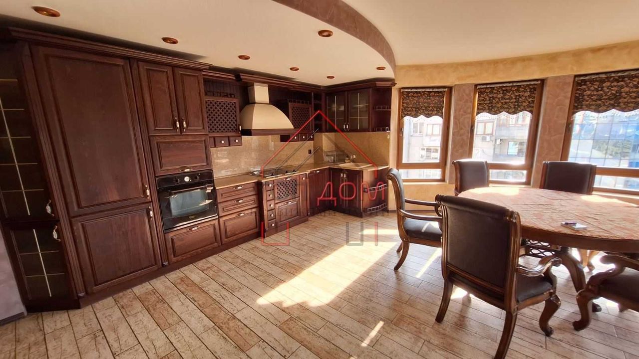 Дава се под наем Тристаен апартамент в Варна, Чаталджа - 120 кв.м за 750 € - Снимка #1