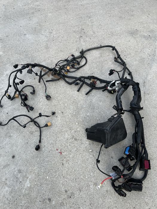 Dezmembrez motor AUDI 3.0 CRT 272 Cp