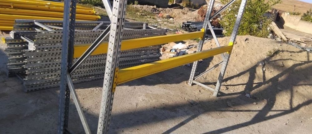 Rafturi metalice profesionale