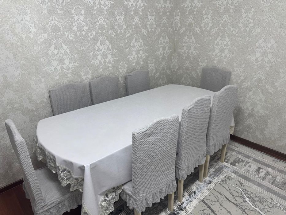 Продам стол со стульями