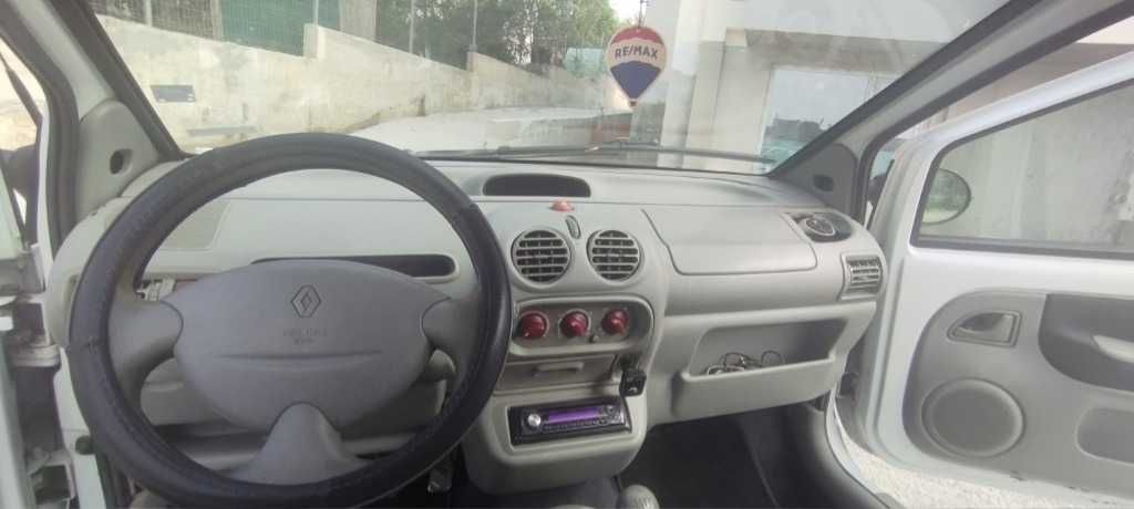 Renault Twingo 1.2i - 1800лв