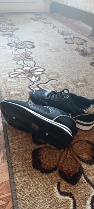 Дамски маратонки