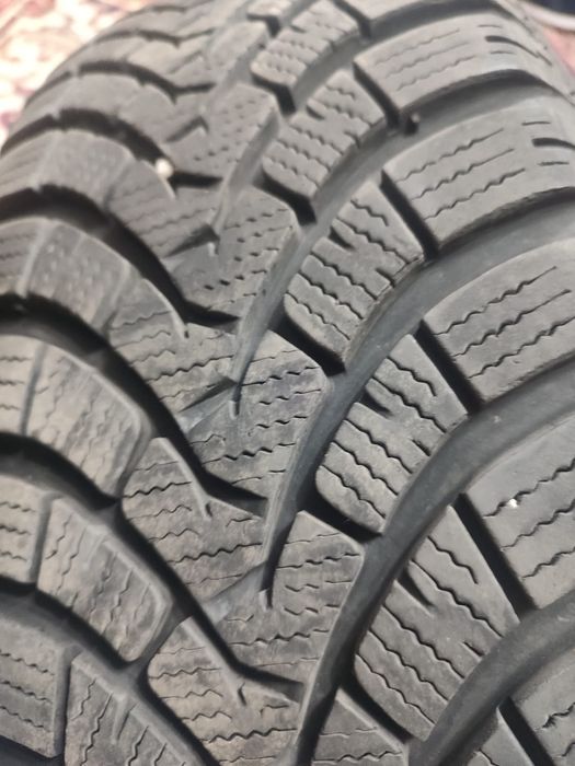 Set roți aliaj Mitsubishi Outlander, merg pe Duster