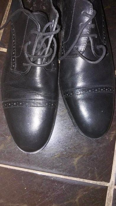 Pantofi piele doua perechi nr 43
