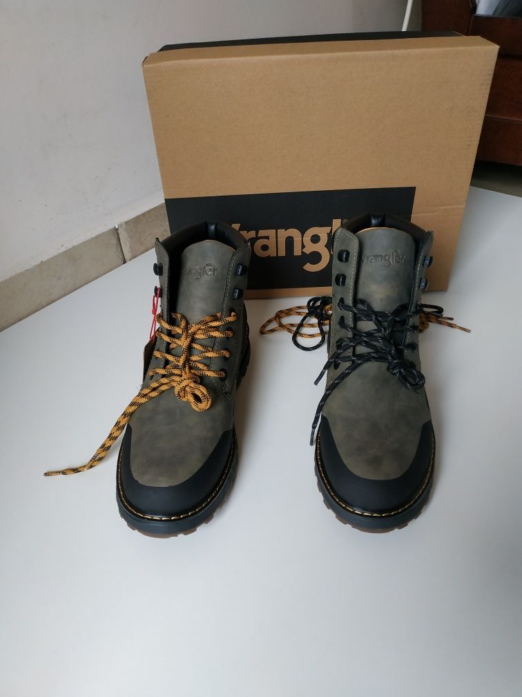 Ghete / Bocanci Wrangler marimea 40