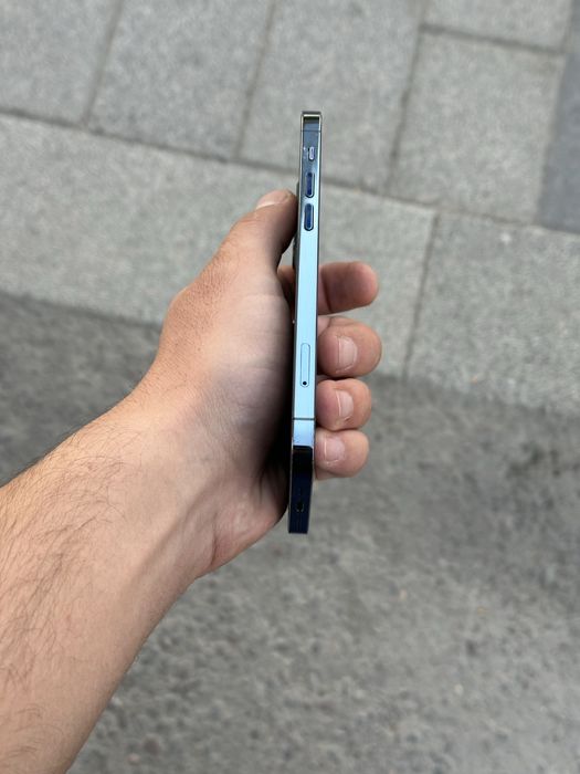 Iphone 12 Pro ideal sotiladi