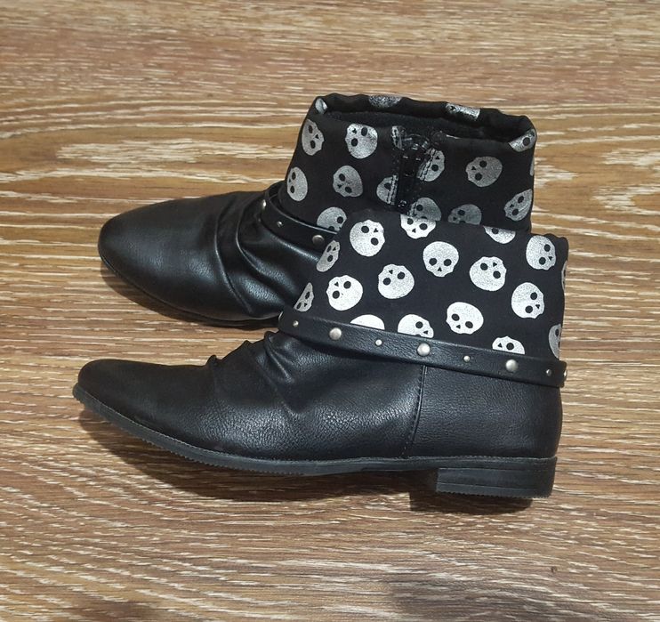 Deichmann Боти 31н-15лв. НАМАЛЕНИ