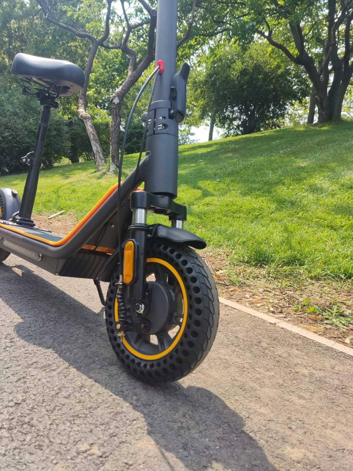 Trotineta electrica sigilata la cutie 30km XIAOMI Kugoo Vsett E-Twow