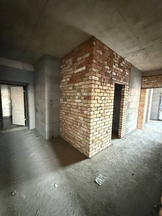 Yakkasaray City Mall Продается 2 комнатная коробка Ш.Руставели