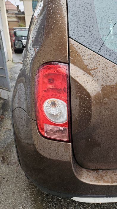 Stopuri duster 1 4x4 250 lei setul complet.