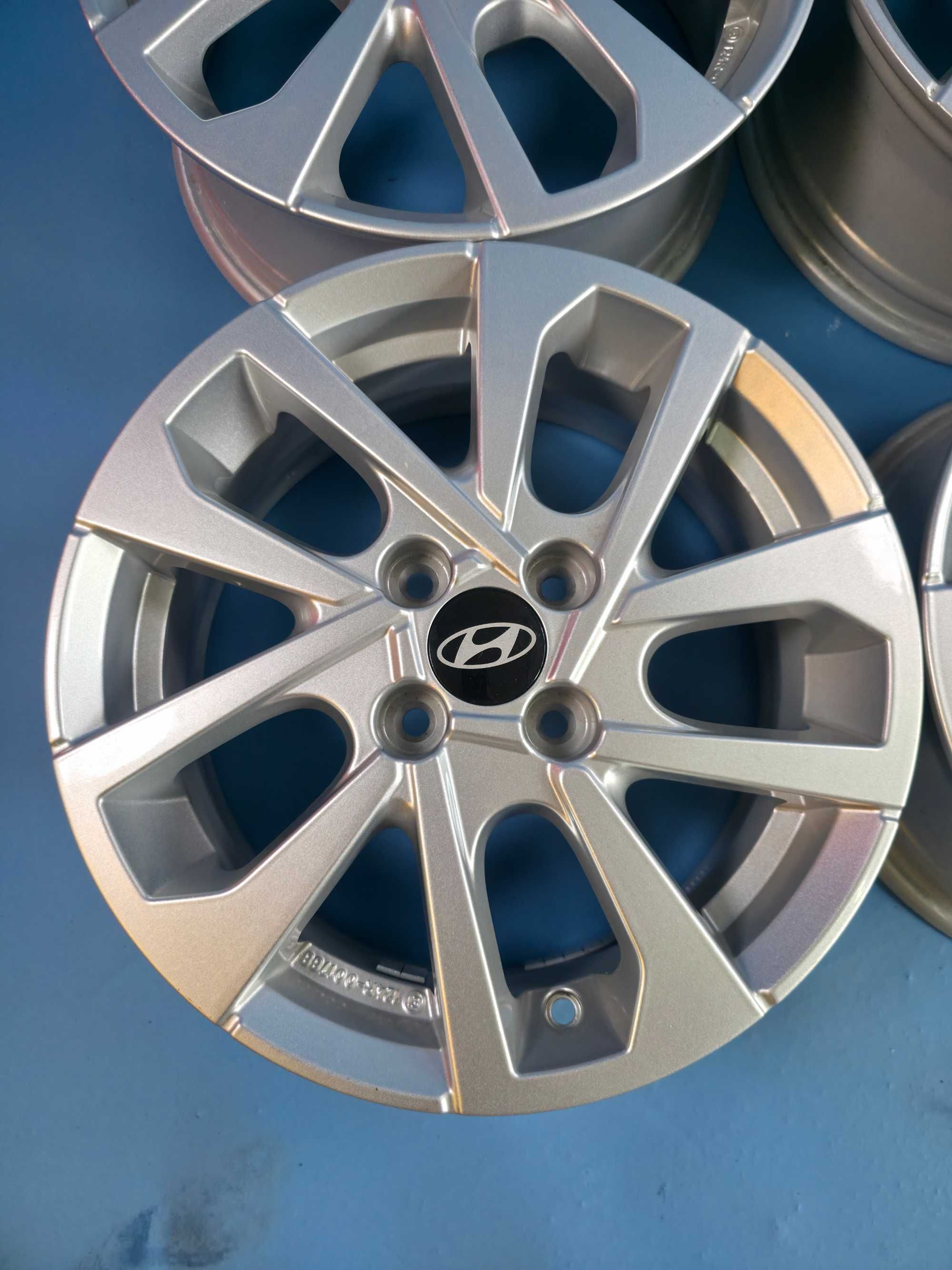 Jante Aliaj 4x100 15'' OEM Hyundai I10 I20 Accent - 6J ET 47 NOI !