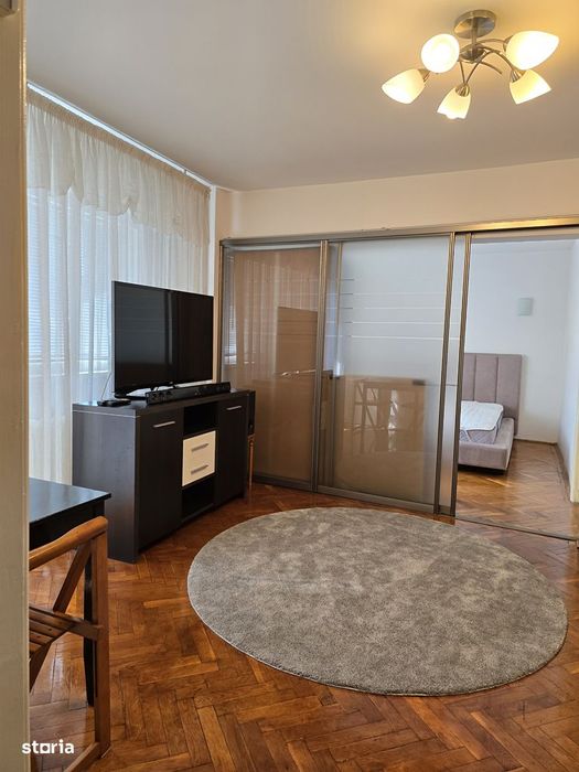 Direct proprietar, Apartament 3 camere, zona Stefan cel Mare/Obor.
