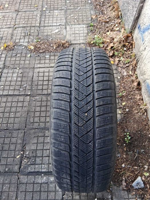 Pirelli winter 245 50 r19 105V RUN FLAT
