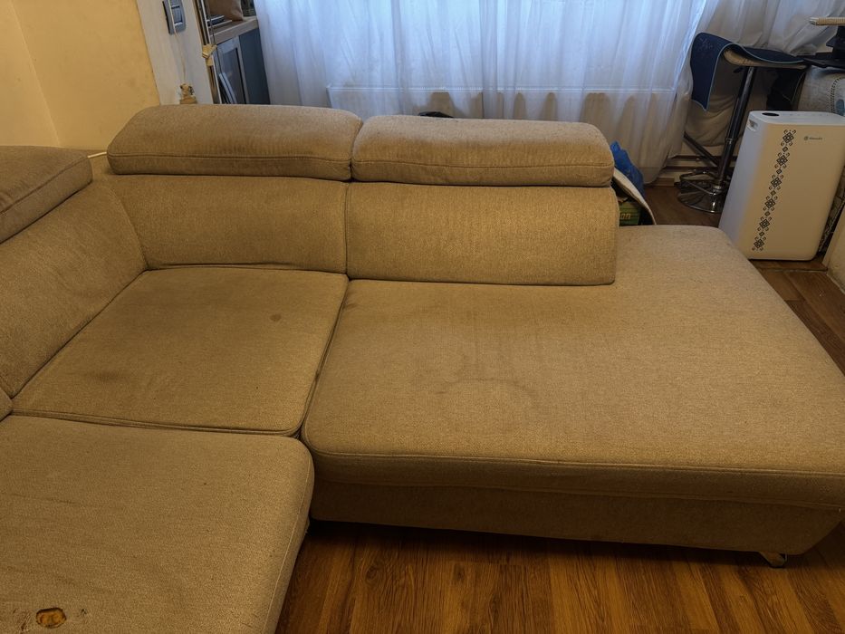 Coltar living 220/260 cm. Pret negociabil