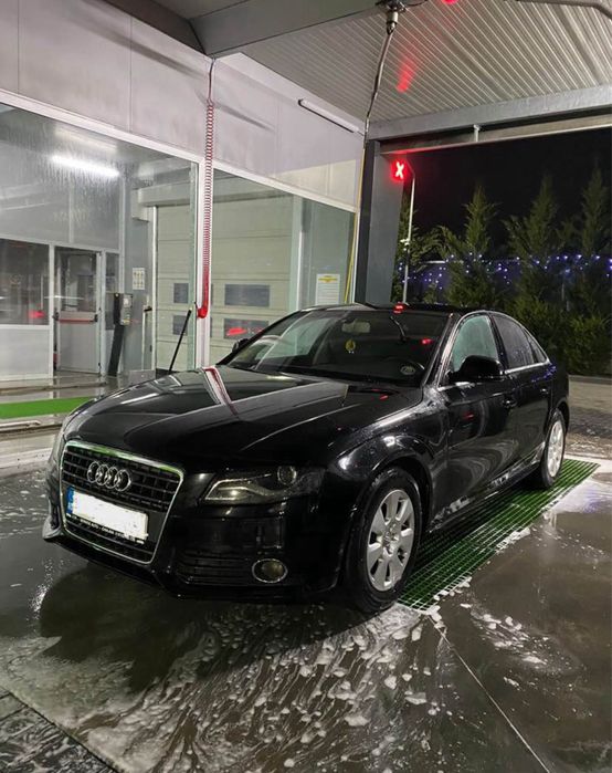 Vand audi a4 b8 , motor functional + multe altele