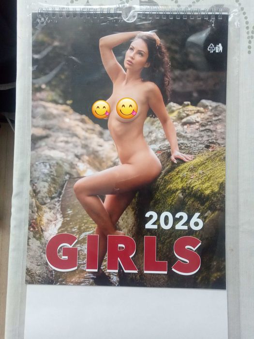 Стенен Многолистов Календар 2026 "Girls"