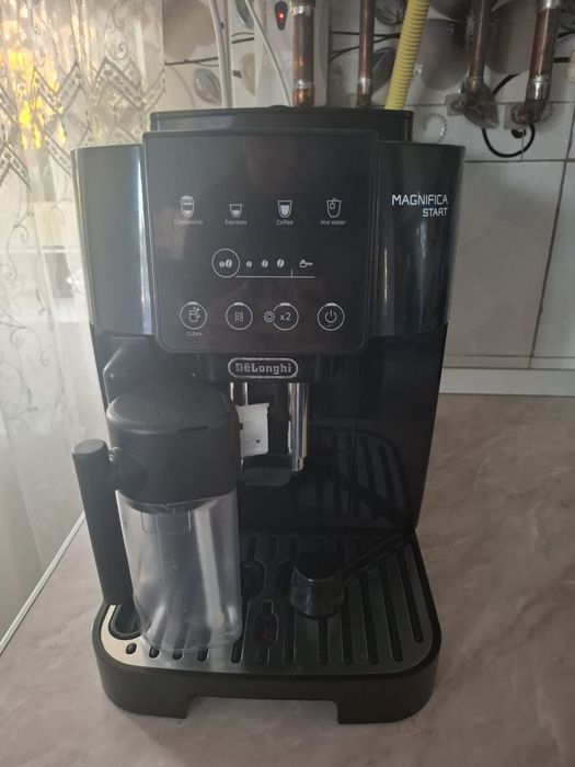 Expresor automat De'Longhi