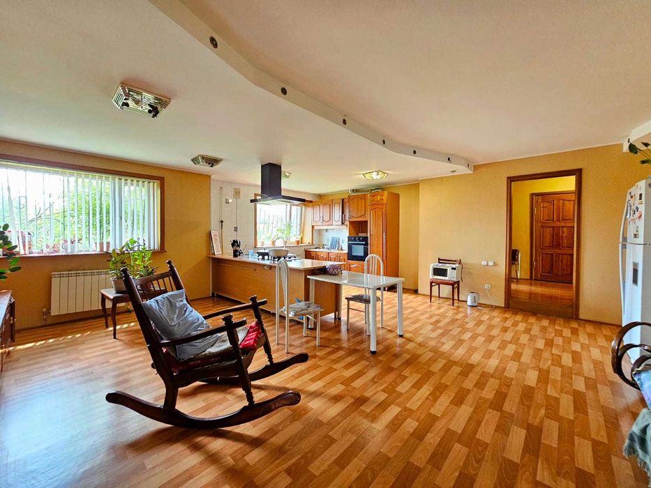 продается дом Тепличная