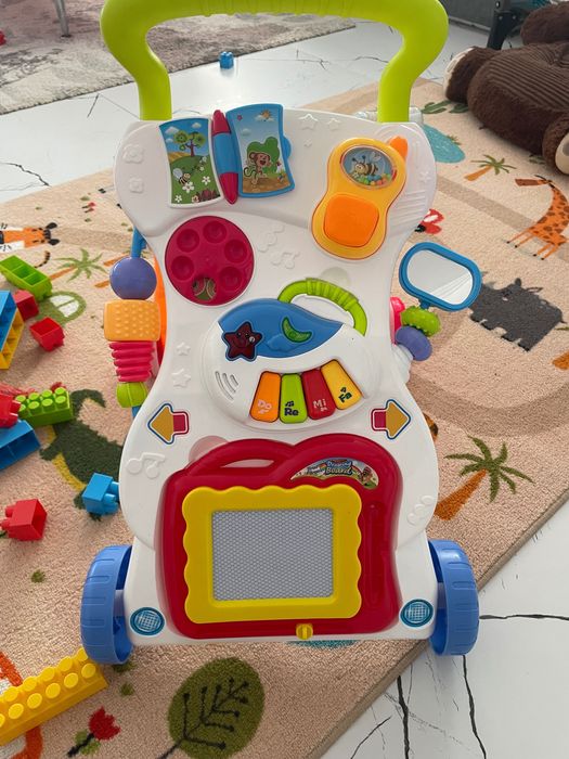 Vând pătuț ,premergător și centru activități bebe