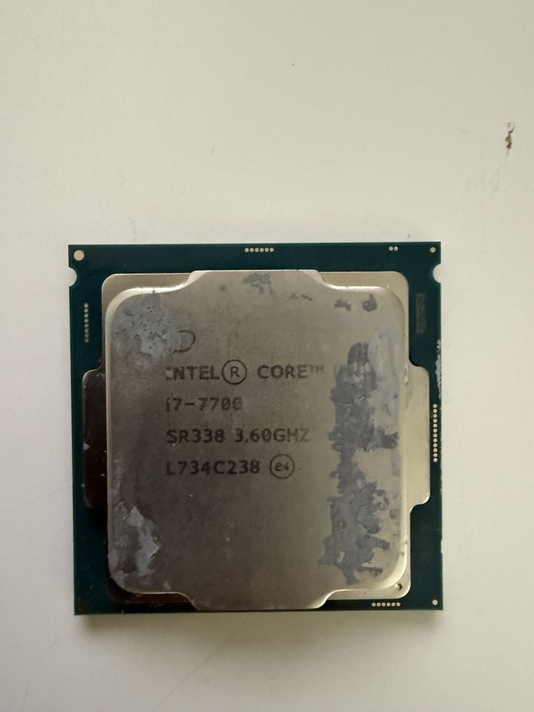 Procesor Intel I7 8700, I5 10500