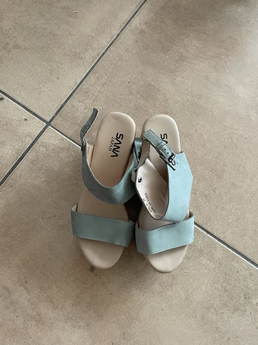 Обувки с висока платформа 37 номер