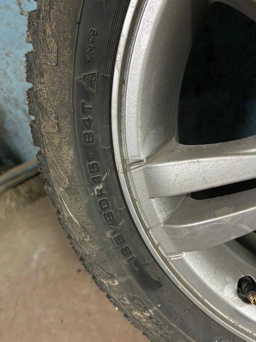 Продам шины зимние Cordiant snow cross