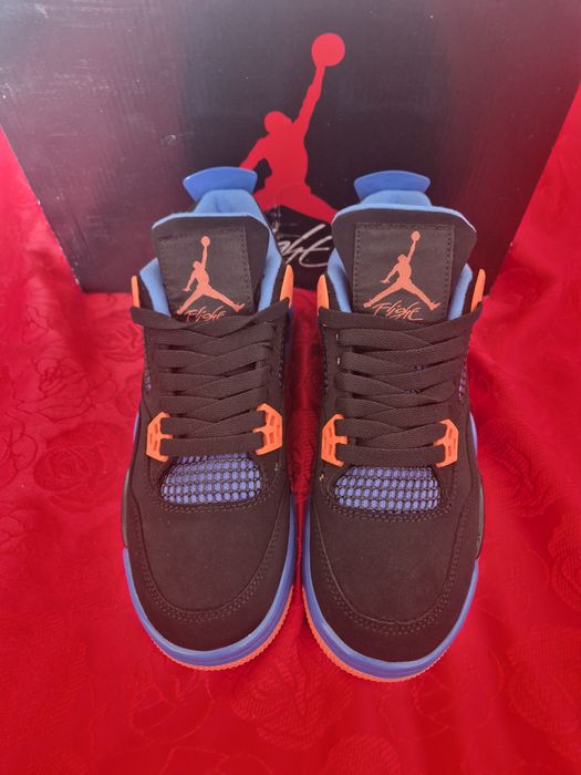 Adidași Jordan Retro patru nou